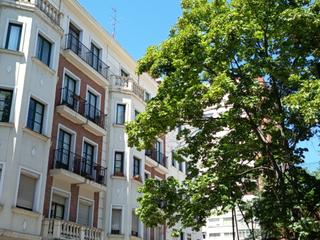 Lloguer Pis  Calle espíritu santo. Amplio piso sin amueblar junto al campo grande.
