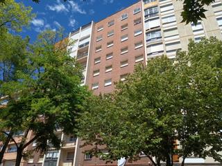 Rent Flat in Vadillos. Amplio piso muy luminoso, reformado y amueblado en la plaza de l