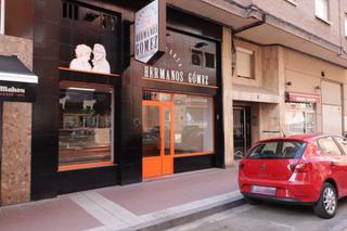 Miete Geschäftsraum in Calle gallo 7. Local en alquiler en planta baja