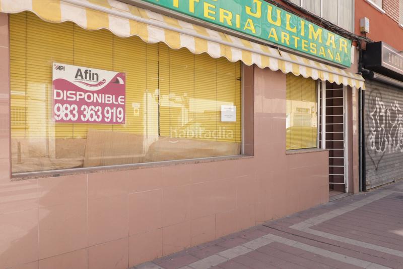 Foto ced16a96-6bf5-41ce-90fd-bd9d7f1cd5e0. Locale commerciale in calle neptuno 10 in La Victoria - Puente Jardín Valladolid