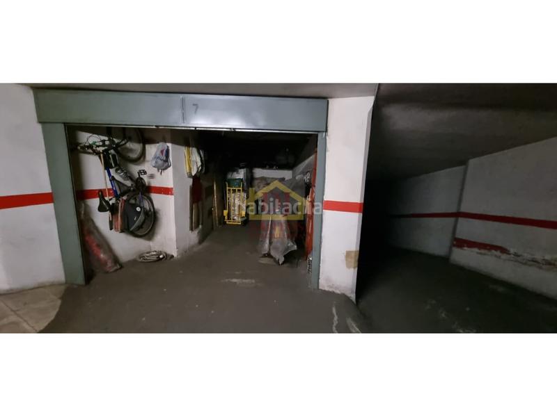 Foto a05b8378-d068-415c-ade4-a3595a6a03c7. Aparcament cotxe a Garrido Sur Salamanca