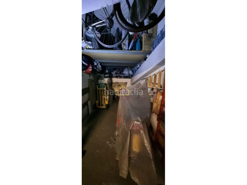 Foto f5480c30-de14-4233-a192-c3e23b34468c. Aparcament cotxe a Garrido Sur Salamanca