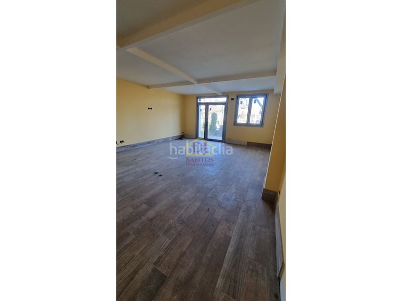 Foto 7a13aae8-882b-44ed-9d66-0704b0e194ed. Edifici a Alberca (La)