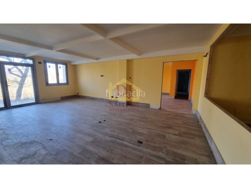 Foto fa4a75f5-7787-47da-b342-38e4217ddb74. Edifici a Alberca (La)