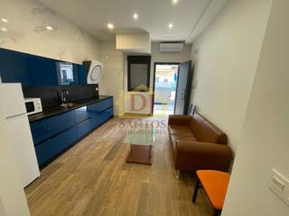 Apartamento  N/a. Apartamento turístico a estrenar en plena avenida de los comuner