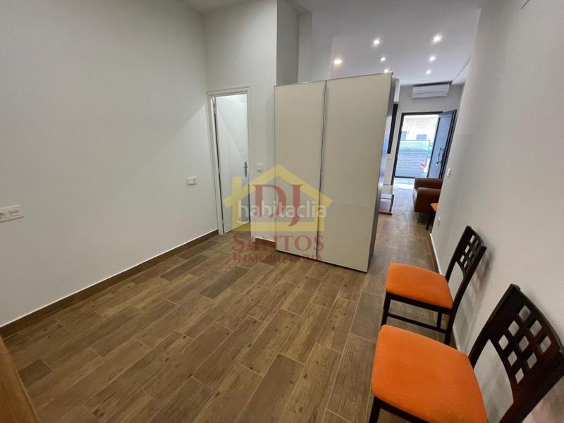 Foto 36d47530-4f2e-41eb-ba3e-a6f809b0f7b4. Apartamento  turístico a estrenar en plena avenida de los comuneros. en Salamanca