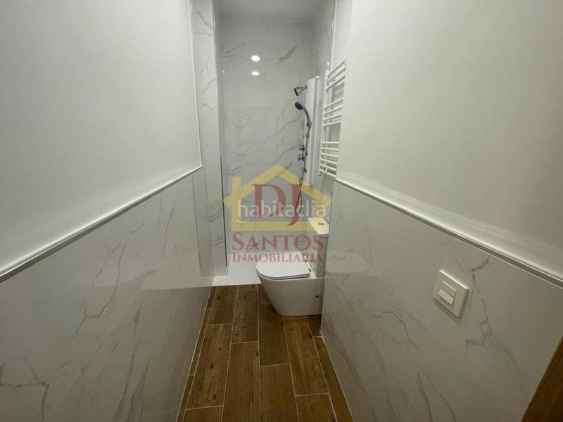 Foto d57a2087-40dc-422e-8712-8ccb3032d4a9. Apartamento  turístico a estrenar en plena avenida de los comuneros. en Salamanca