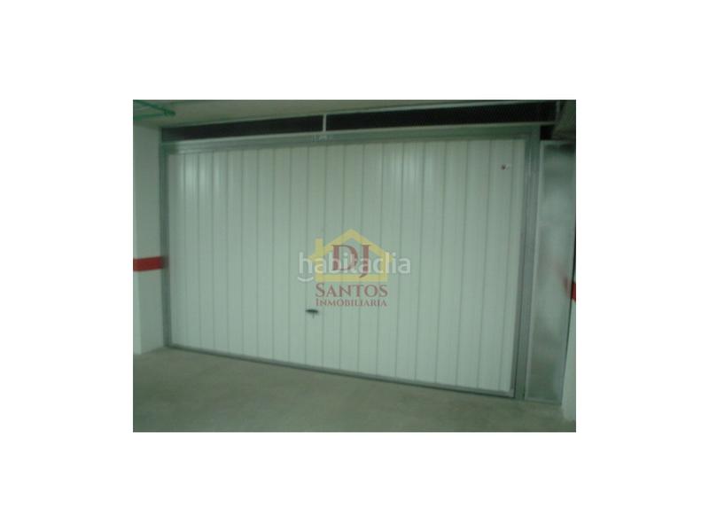 Foto 8fb280fb-ddce-40eb-890d-11e1b53242f9. Posto auto in Pizarrales Salamanca