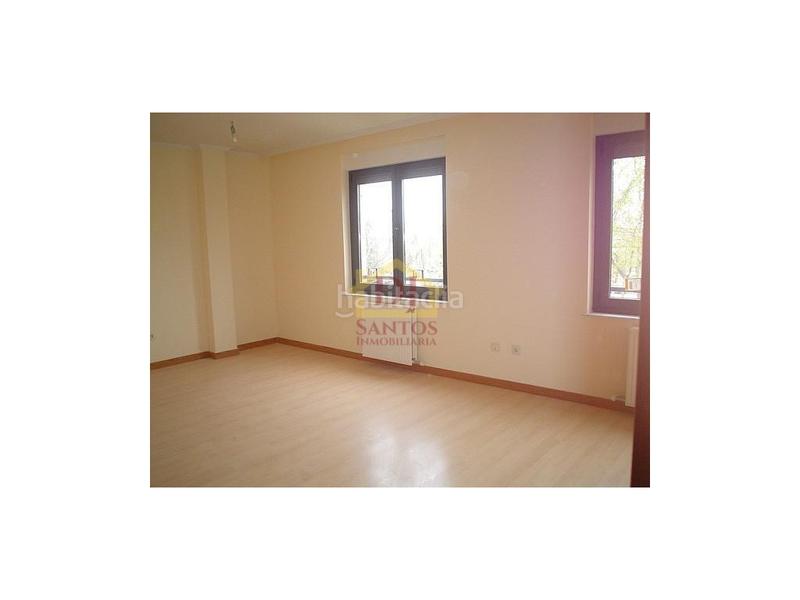 Foto 61a8a254-aece-4f35-aac7-ea20f90c1c38. Pis amb calefacció a Vidal Salamanca