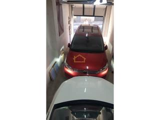 Lloguer Aparcament cotxe  N/a. Local de garaje a nivel de calle para 2 coches grandes. de 40m2.