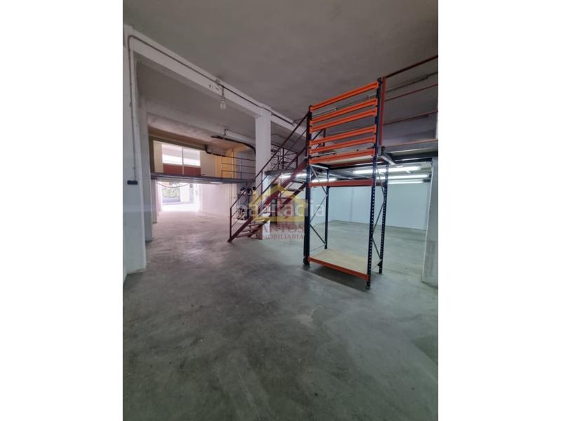 Foto 2a72a25e-e018-4b05-8049-1099f9a6a200. Miete zweistöckige wohnung mit parking in Vidal Salamanca