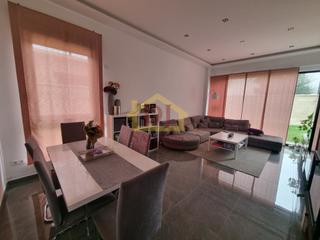Xalet a Villamayor. Djsantos le ofrece espectacular chalet individual en venta en la