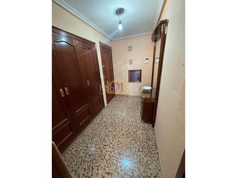 Foto aa993cb7-be43-4fe5-a7ba-ca8d2d5d4ca1. Location appartement dans Garrido Sur Salamanca