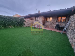 Reihenhaus  Calle villa romana. Djsantos le ofece casa adosada en venta en zarapicos