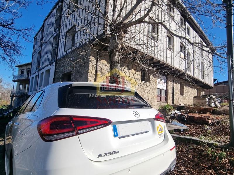 Foto b674236f-3102-4acb-9d0c-c08b1f834bd0. Local comercial a Alberca (La)