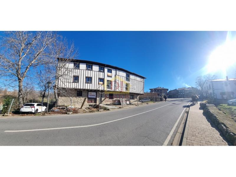 Foto b84246a3-f2dc-435c-a4f3-9ac8e56a027d. Local comercial a Alberca (La)