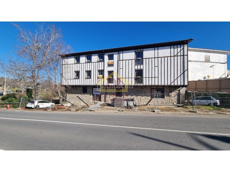 Foto f56773ad-8f19-43d2-9677-0c53ab96eaa5. Local comercial a Alberca (La)