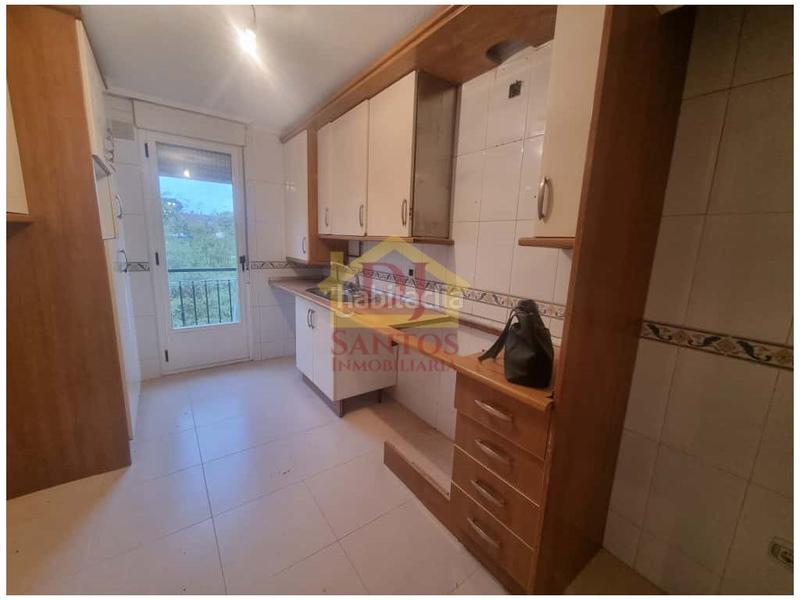 Foto 7de167b9-c325-43df-8400-a505ca630fd0. Pis amb aparcament a Vistahermosa Salamanca