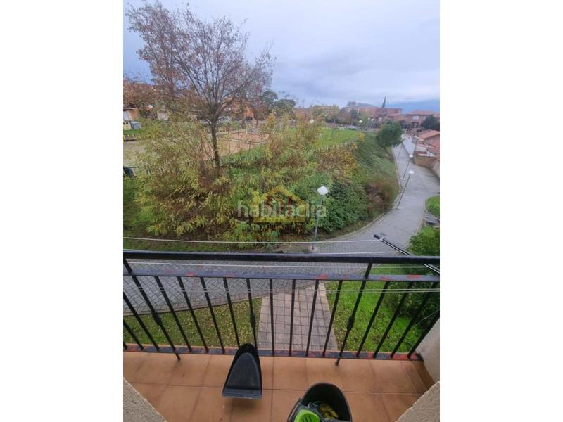 Foto a6e1e1cc-4f8a-4e70-b4b2-542922b4939e. Pis amb aparcament a Vistahermosa Salamanca