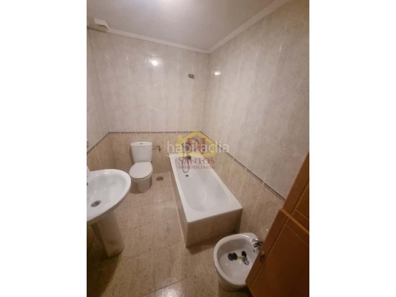 Foto aee9d54b-9286-4491-a704-924830c05ab4. Pis amb aparcament a Vistahermosa Salamanca