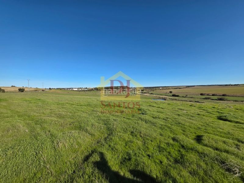 Foto a14f42f2-8fab-4a1c-addb-b505b3999229. Casa a Mozárbez