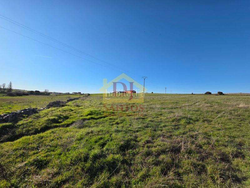 Foto e655fd60-03bb-49c1-bdcd-c9255f5c2cd8. Casa a Mozárbez