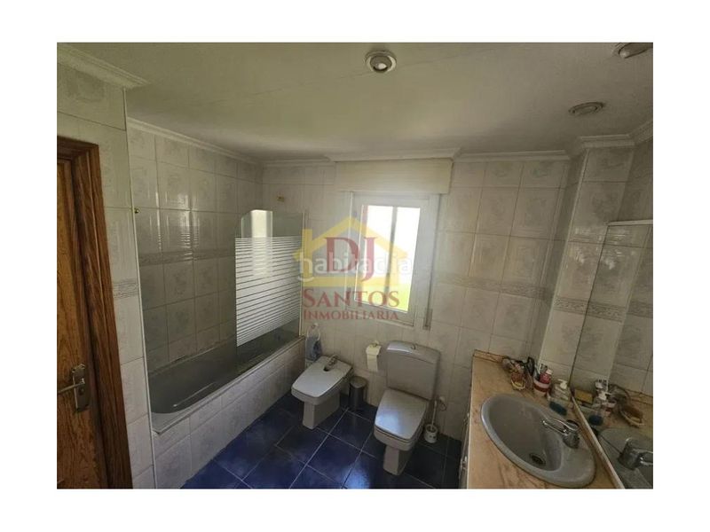 Foto 11ec2091-7c39-43cd-b165-2711b421736a. Chalet mit parking in Villares de la Reina