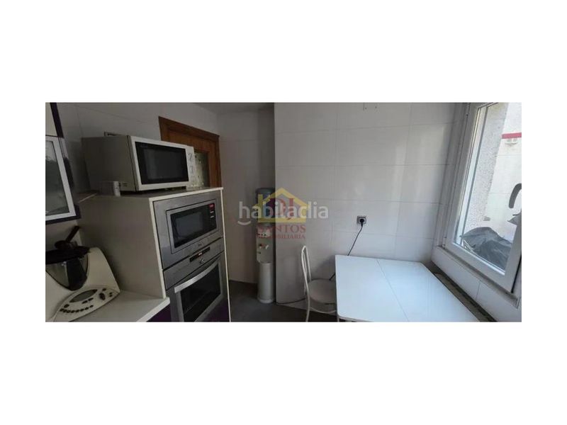 Foto b305eb2f-92e6-4035-b5b9-9480408153bb. Chalet mit parking in Villares de la Reina