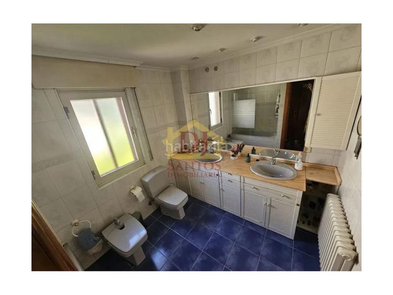 Foto bfb8adaf-d9b2-4231-a8d7-fab6d9037772. Chalet mit parking in Villares de la Reina