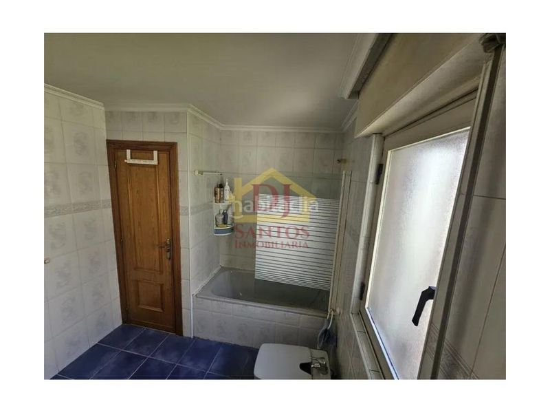 Foto eabc33d2-55c6-4871-a752-c97810e4c6a8. Chalet mit parking in Villares de la Reina