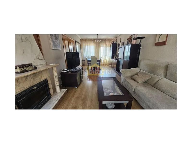 Foto fa5fd253-a5fa-4c34-8fdb-652fca1d447e. Chalet mit parking in Villares de la Reina