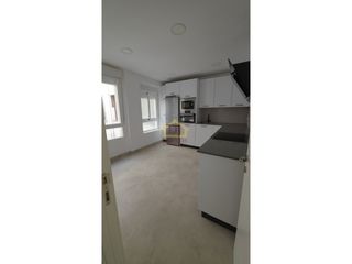 Affitto Appartamento  Calle gran vía. Djsantos le ofrece piso exterior a estrenar y sin muebles en alq