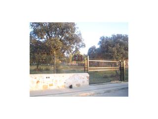 Terreny residencial  N/a. Parcela urbana de 1000m2 en cuatro calzadas