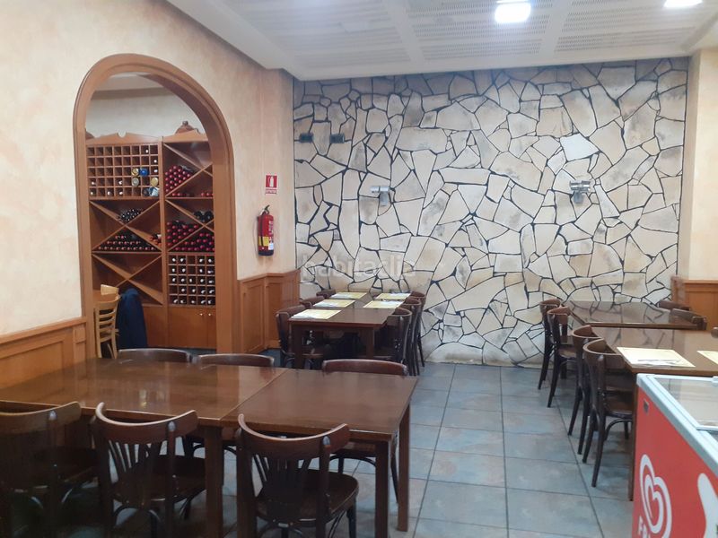 Foto 1f4cba76-4c16-454d-8269-887c517c53b1. Traspàs local comercial amb calefacció a Sant Andreu de la Barca