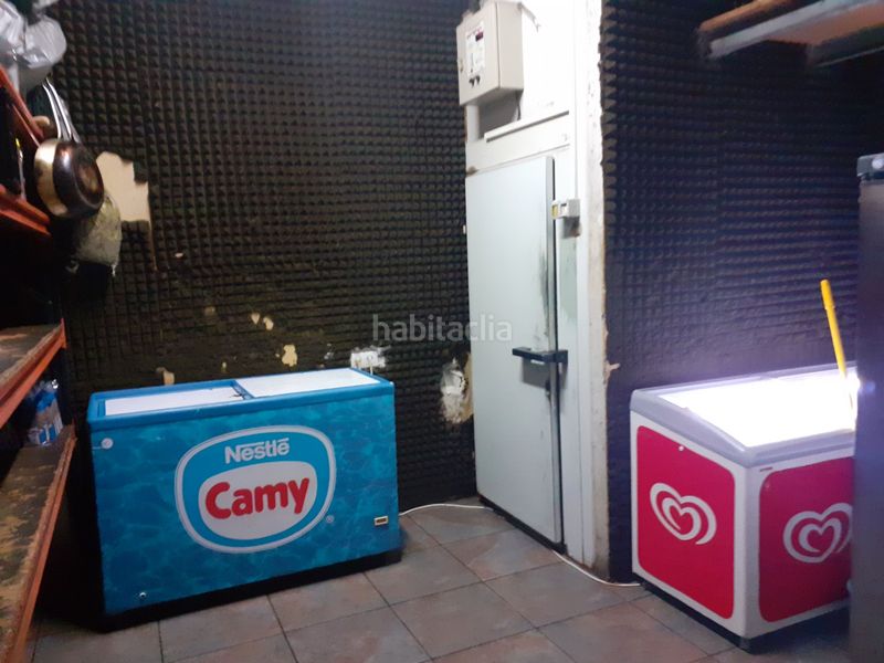 Foto 6f0cc8ac-7078-499b-a39d-228e7e762097. Traspàs local comercial amb calefacció a Sant Andreu de la Barca