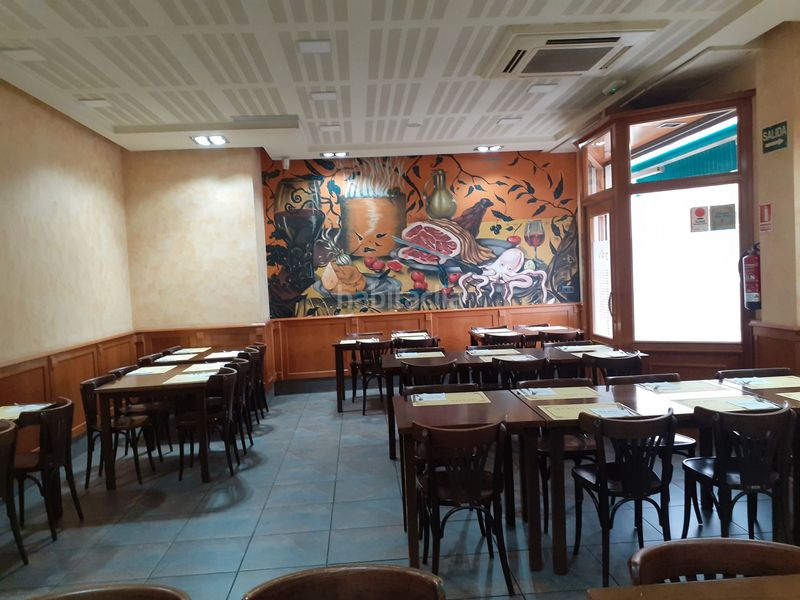 Foto aa04eb3e-a142-40a0-bd7e-ead3800808bb. Traspàs local comercial amb calefacció a Sant Andreu de la Barca