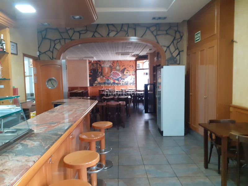 Foto f57f222a-6d40-42a3-9ade-80b20cedbd44. Traspàs local comercial amb calefacció a Sant Andreu de la Barca