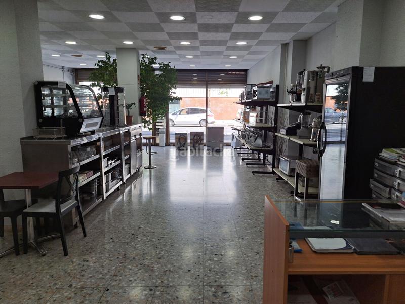 Foto 3837b1d3-c1e7-4d39-a01a-cd35f3a18b8e. Business premise with heating in Centre-Estació Gavà