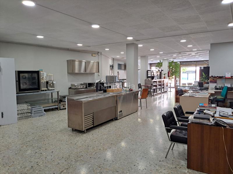 Foto 4a1fa0b3-7c9a-43da-99a2-3490d270f6bf. Business premise with heating in Centre-Estació Gavà