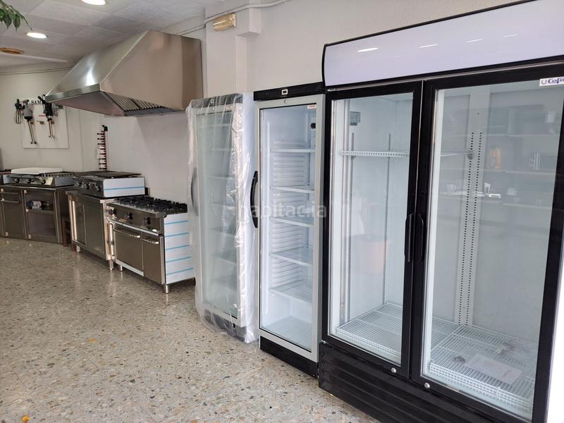 Foto a6bb055f-cb6d-4f58-8801-09dc1e3a06bb. Business premise with heating in Centre-Estació Gavà