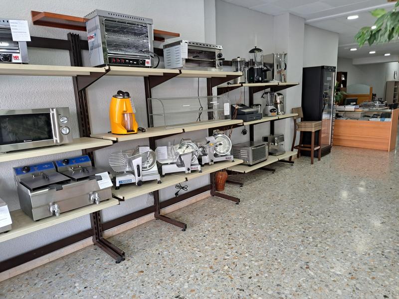 Foto e2730da3-a8ae-4844-97fd-457321c030c3. Business premise with heating in Centre-Estació Gavà