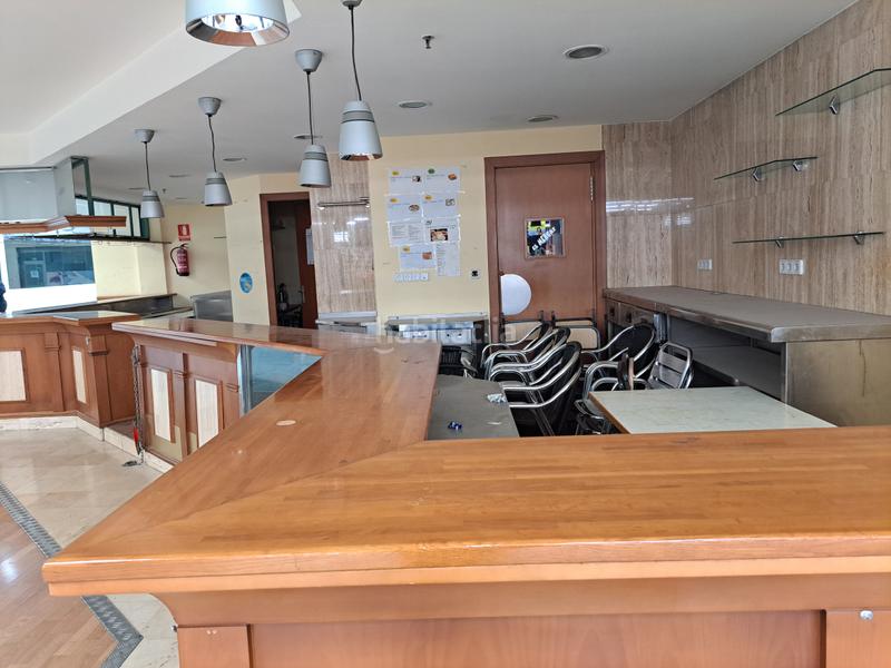 Foto 2cea3ead-685e-4c3e-9350-68f2798abe15. Traspàs local comercial amb calefacció a Sant Vicenç dels Horts