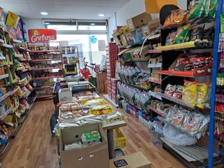 Transfer Business premise in Vinyets-Molí Vell. Supermercado en traspaso