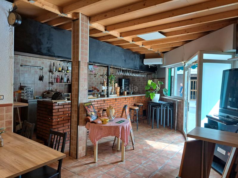 Foto 1d9c2856-19ef-41fa-a882-bafb372d4e6b. Pas-de-porte local commercial avec chauffage dans Riera Cornellà de Llobregat