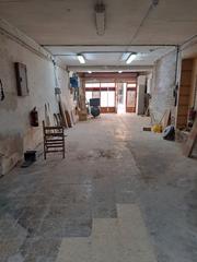 Lloguer Local Comercial a Centre. Local comercial en alquiler