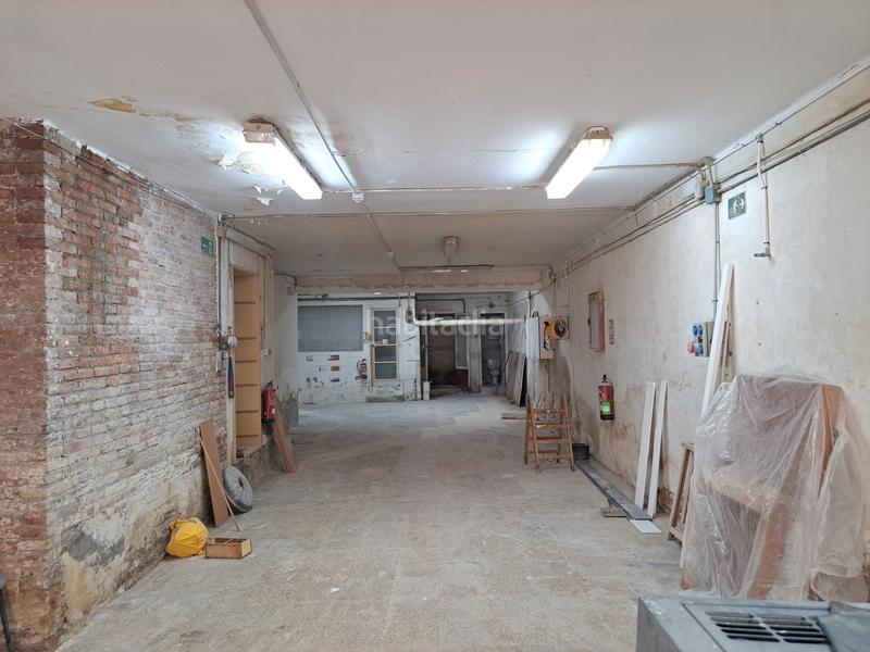 Foto 1d6ac2f4-7731-4710-8078-6034f6705685. Alquiler local comercial  en alquiler en Cornellà de Llobregat