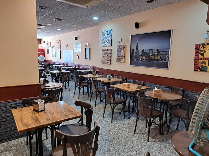 Foto 363530b2-032b-4c36-bace-30eab365ea20. Traspaso local comercial excelente bar cafeteria en Viladecans
