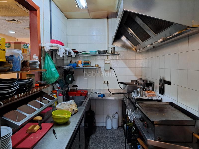 Foto e8f370f4-b3fa-487f-997a-54796c5f9f08. Traspaso local comercial excelente bar cafeteria en Viladecans