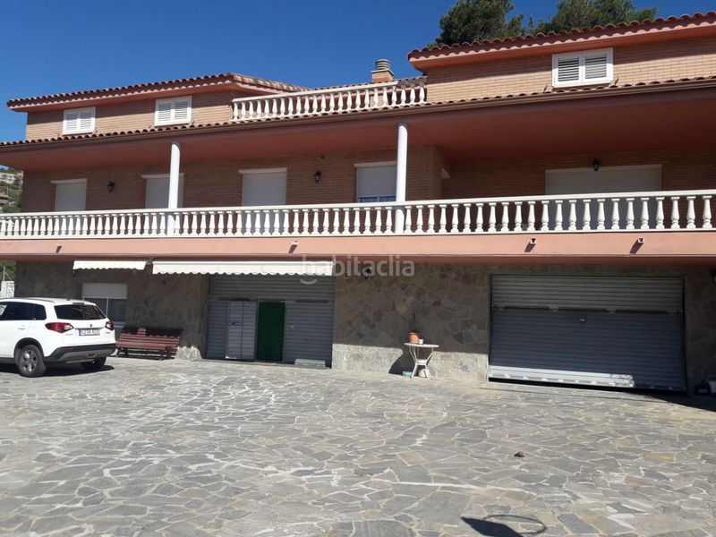Foto f7e580ce-caee-481e-8dcd-17bb320e8678. Xalet amb calefacció aparcament piscina a Olesa de Bonesvalls