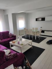 Etagenwohnung en Rontegui-Pormetxeta. Centro para entrar a vivir
